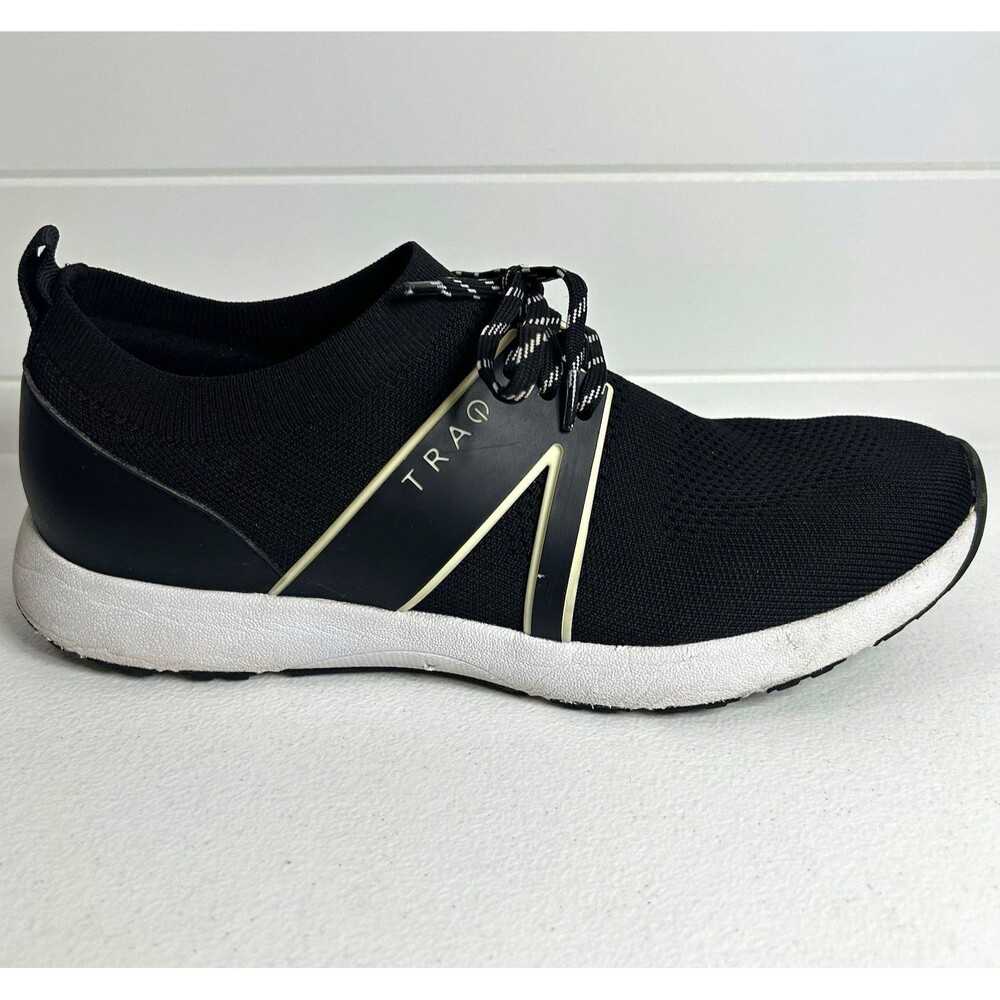 TRAQ by Alegria Women’s Black/White Low Top Lace-Up Sneakers -Single Right Shoe